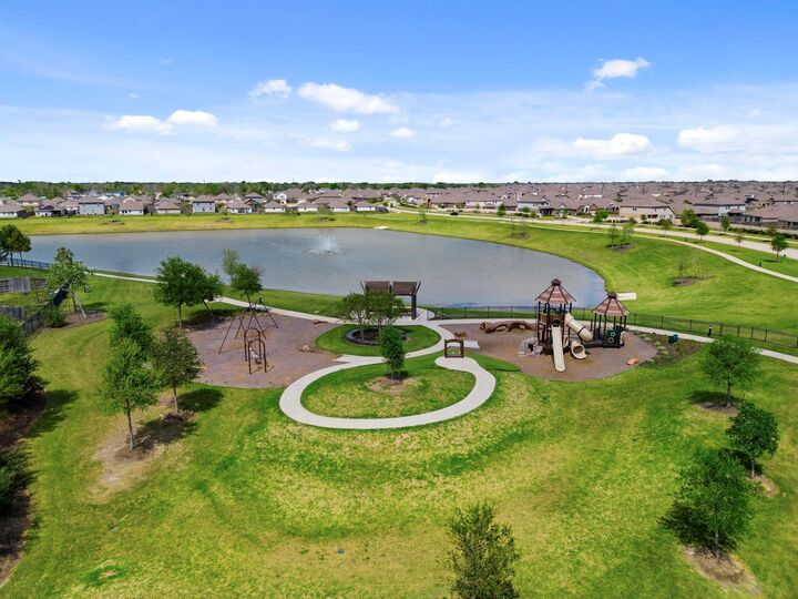 Property Photo:  5142 Dunstable Manor Lane  TX 77583 