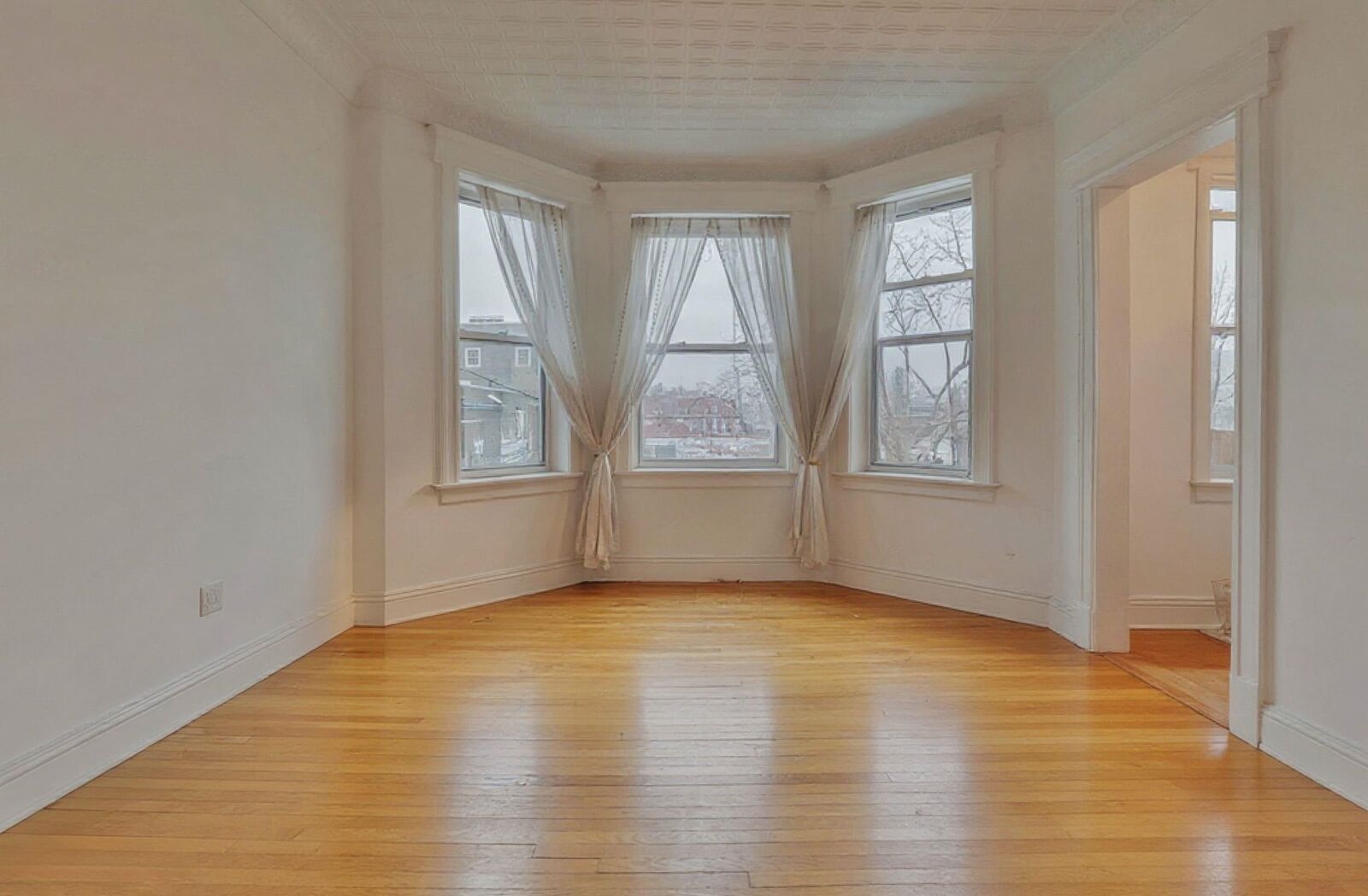 Property Photo:  64 Liberty Pl 2  NJ 07086 