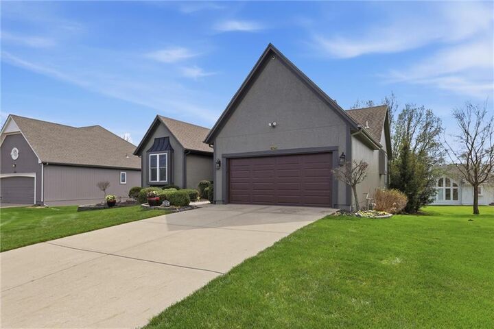 Property Photo:  7629 W 148th Terrace  KS 66223 