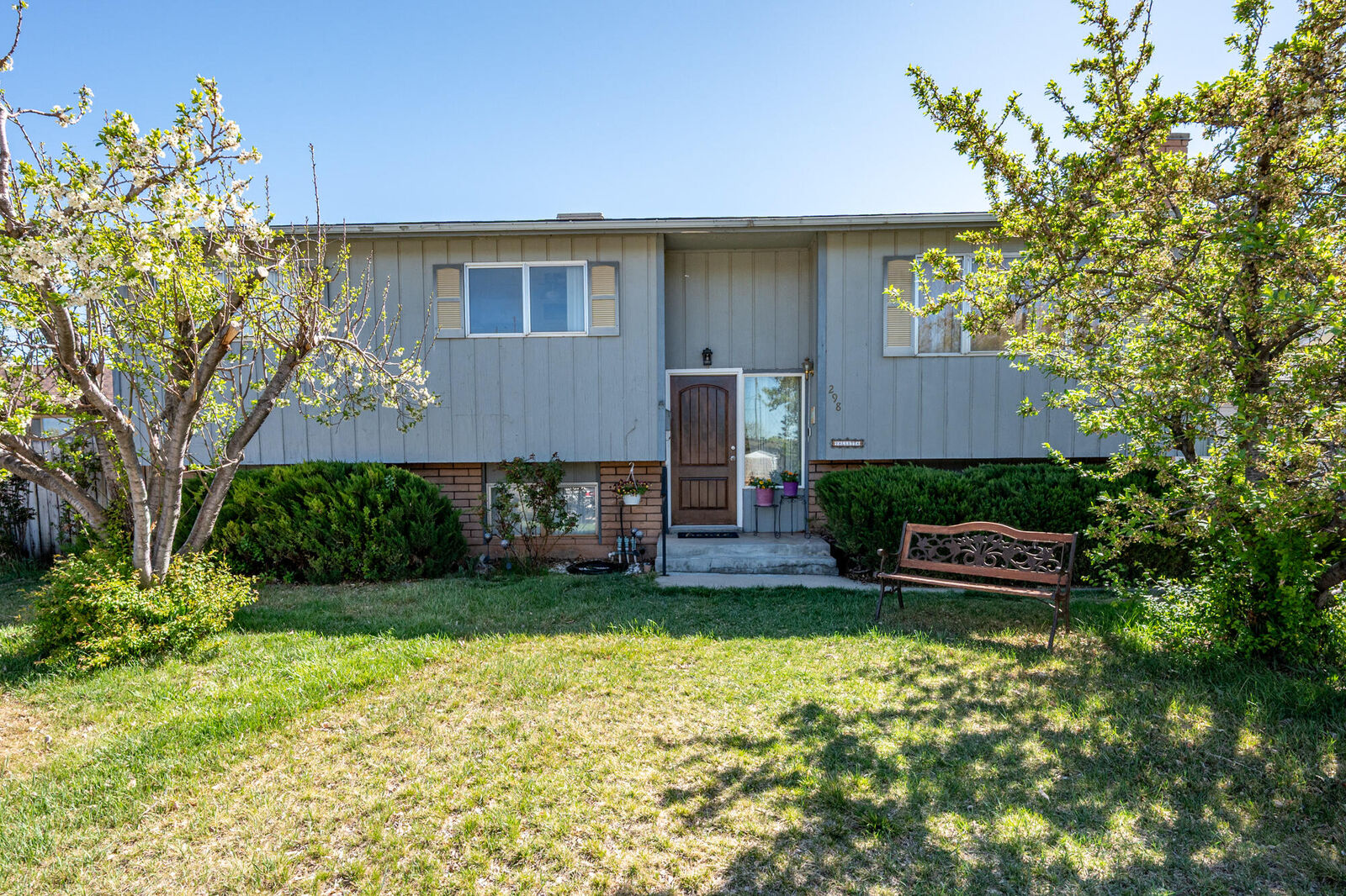 Property Photo:  298 N 900 W  UT 84721 