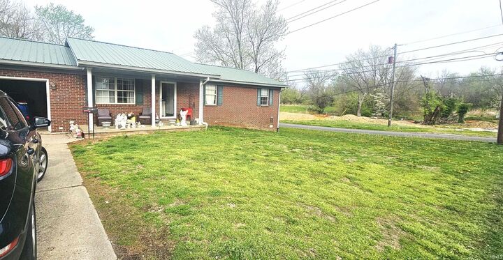 Property Photo:  1026 N Ann Street  IN 47601 