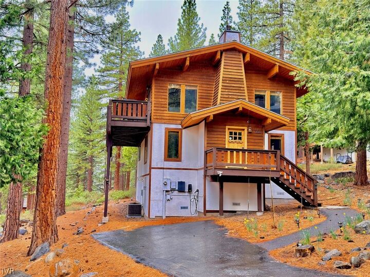 Property Photo:  1088 Lucerne Way  NV 89451 