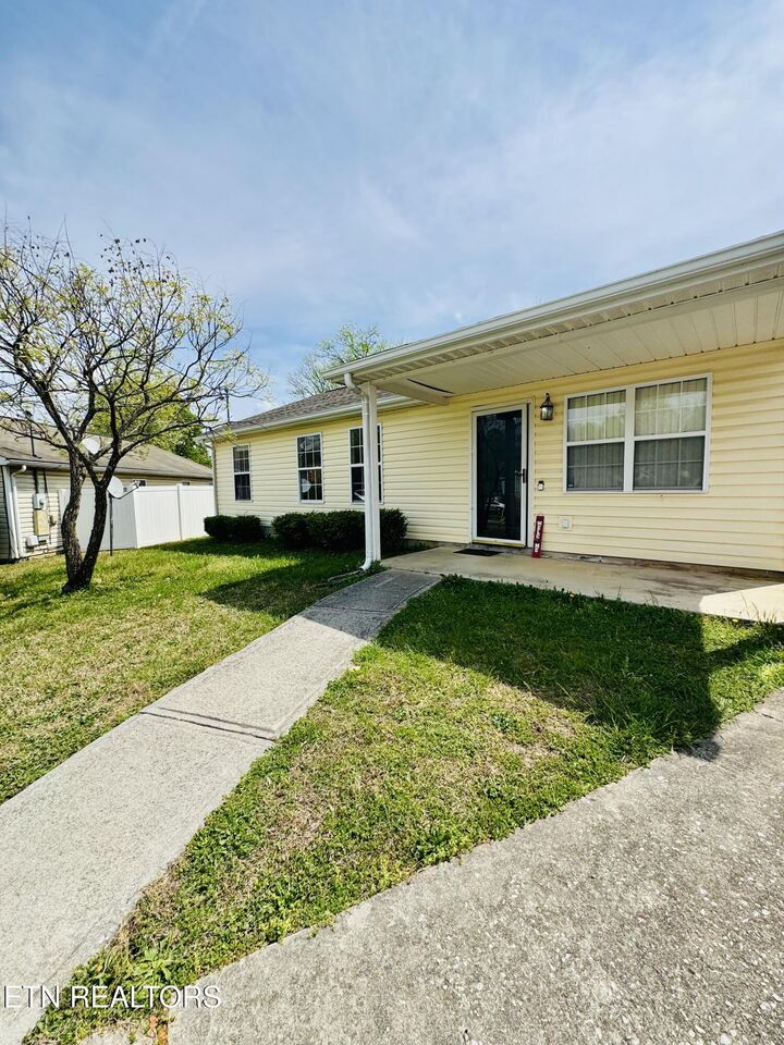 Property Photo: 6800 September Lane TN 37924