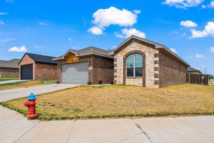 Property Photo: 10125 Avenue W TX 79423