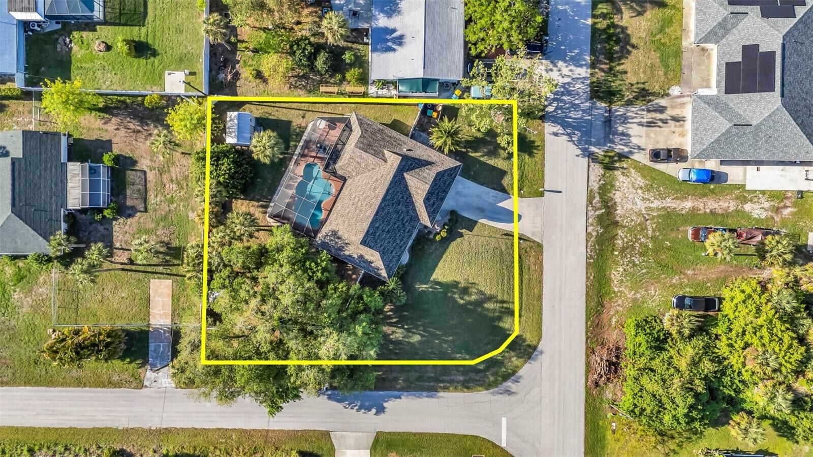 Property Photo: 4072 Michel Tree St FL 33948
