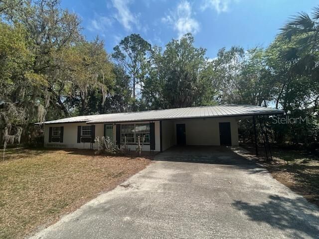 Property Photo: 23 NE 6th Street FL 32626