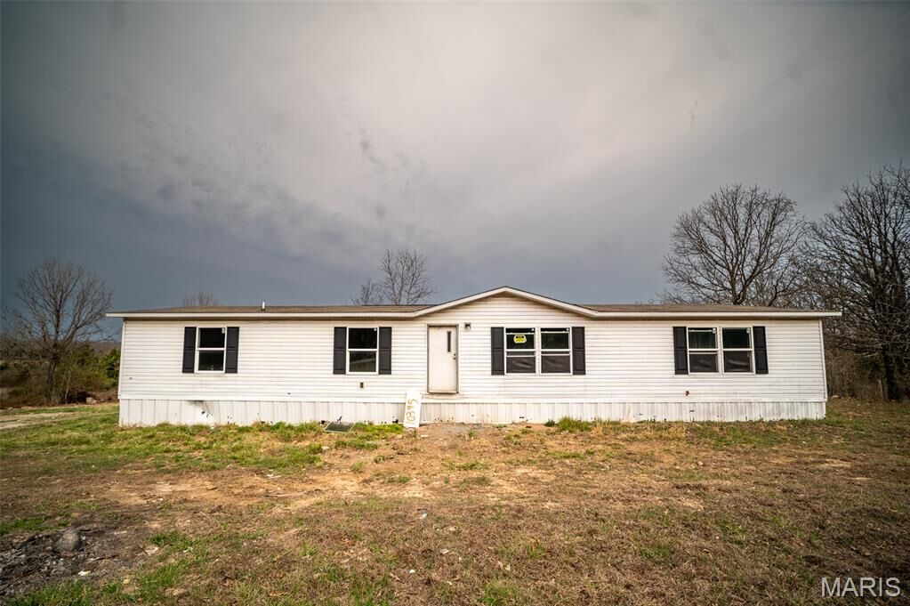 Property Photo:  10395 County Road 2080  MO 65559 