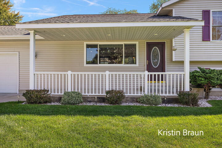 Property Photo: 3658 Stephanie Lane MI 49444