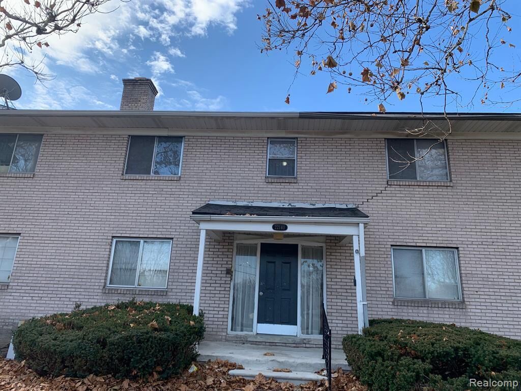 Property Photo:  22140 Dante  MI 48237 