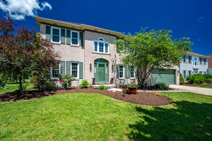Property Photo: 634 Brooklyn Drive IL 60502