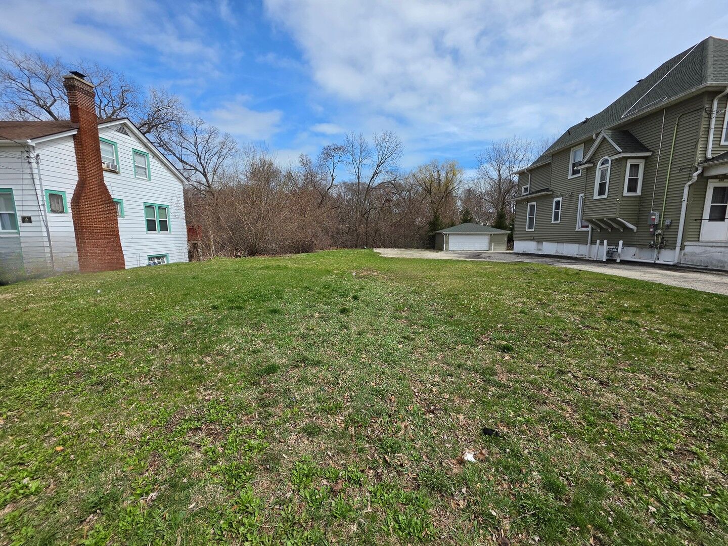 Property Photo:  121 N Park Avenue  IL 60085 