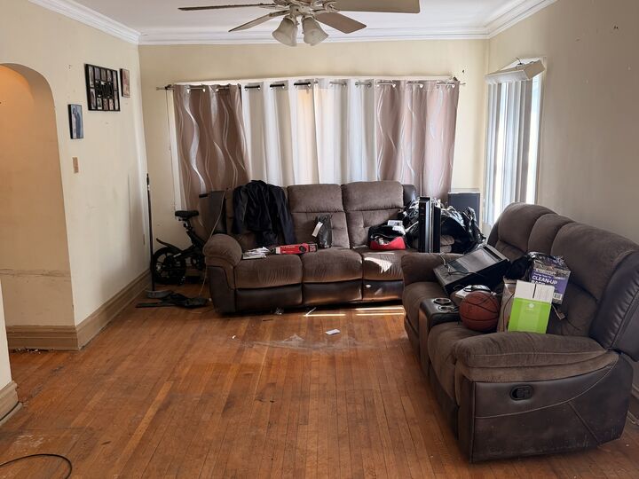 Property Photo: 1400 S 2nd Avenue IL 60153