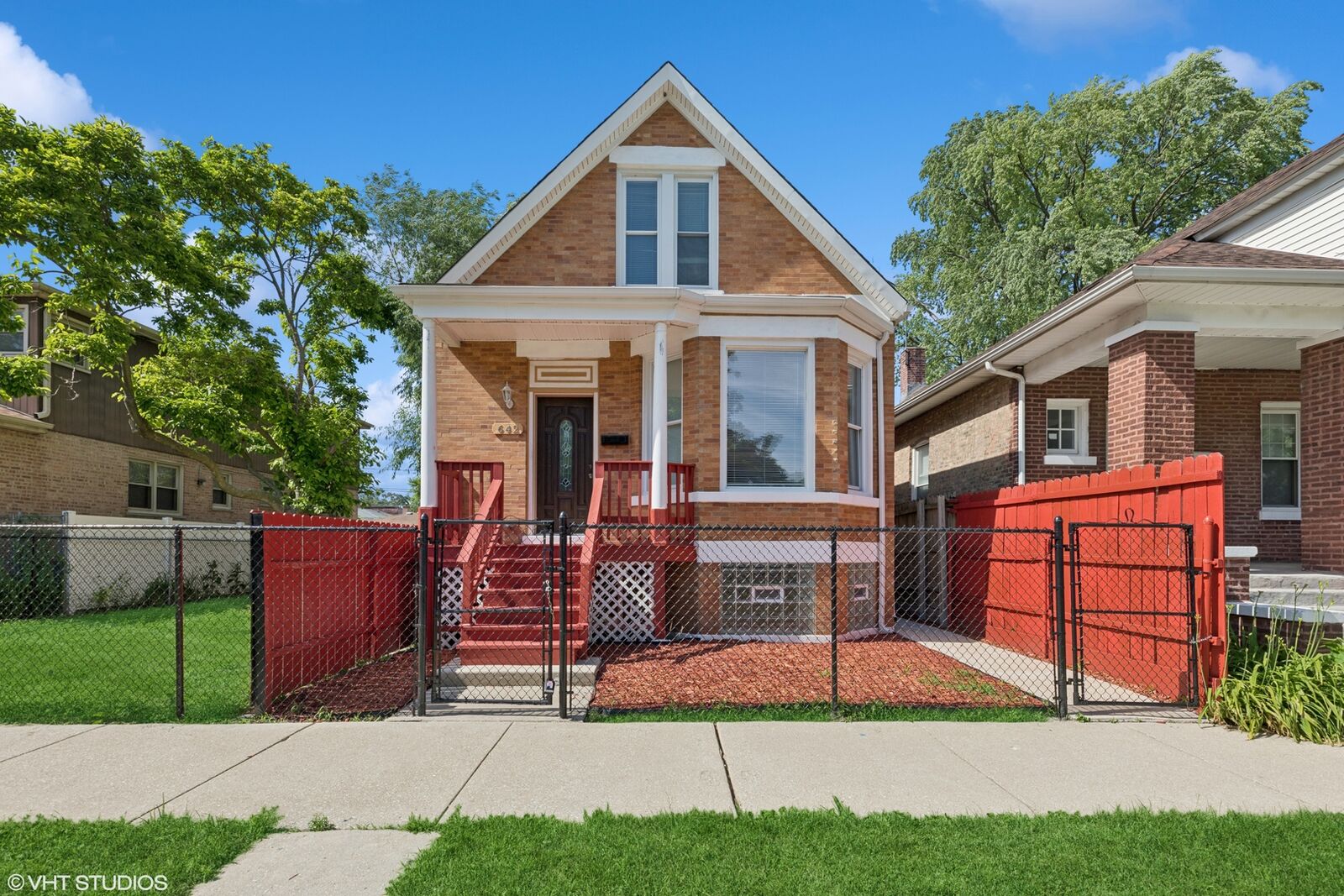 Property Photo:  642 E 90th Street  IL 60619 