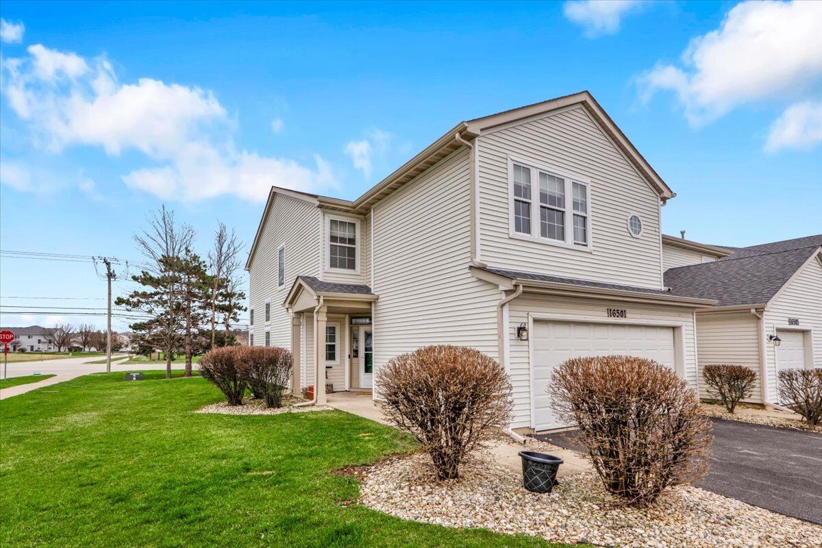Property Photo:  16501 S Nottingham Court  IL 60441 