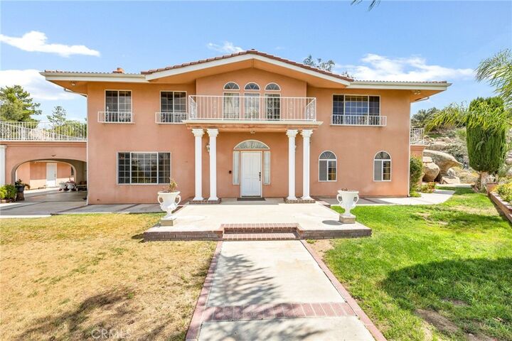 Property Photo: 28368 Rawlings Road CA 92544