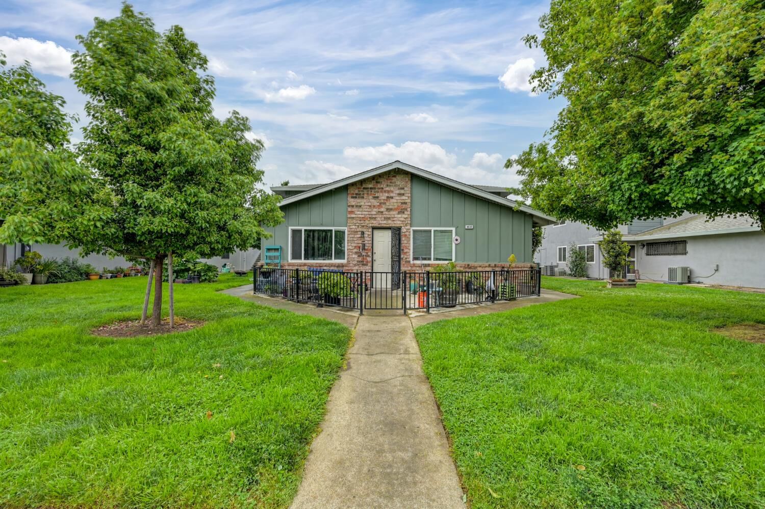 Property Photo:  9032 El Cajon Way 4  CA 95826 