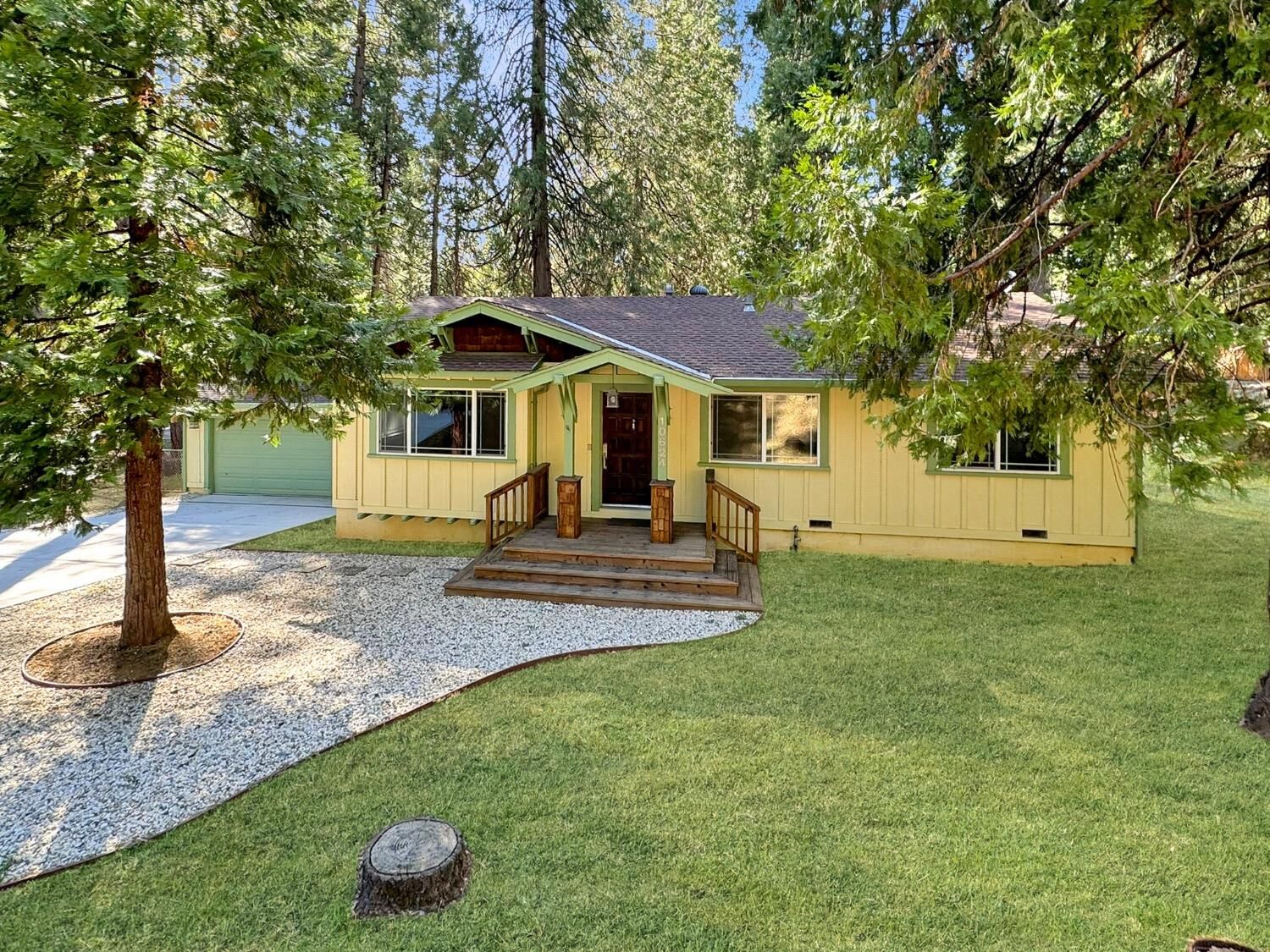 Property Photo: 10624 Silver Way CA 95945