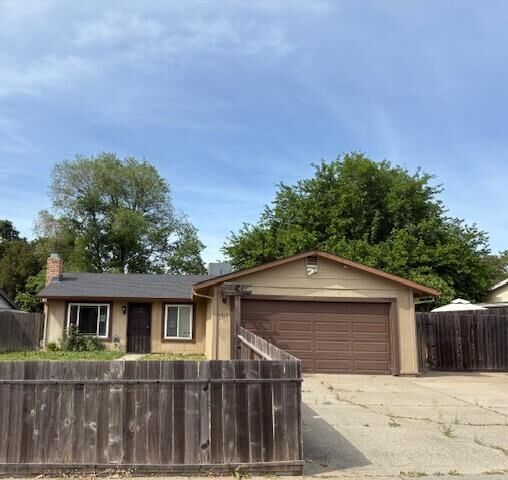 Property Photo:  6815 Duckling Way  CA 95842 