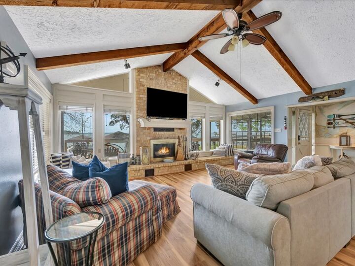 Property Photo:  115 Harbor Addition  TX 77351 