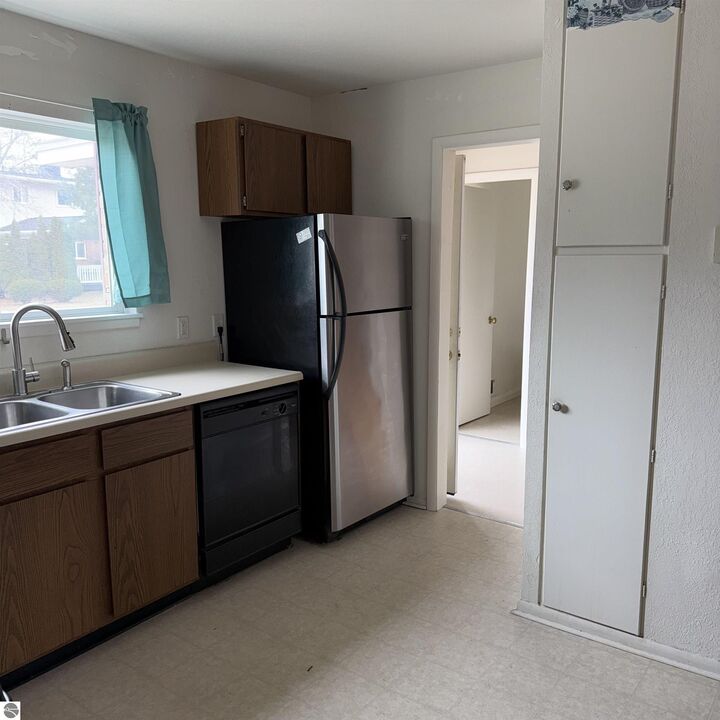 Property Photo:  9403 B 6th Street  MI 48750 