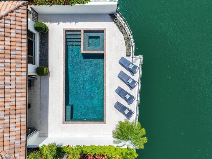 Property Photo: 16460 Talis Park Dr FL 34110