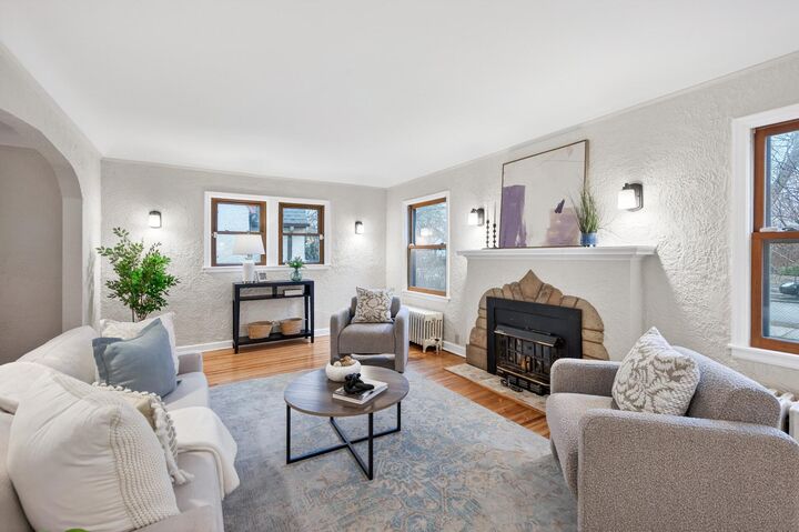 Property Photo:  4829 Oakland Avenue  MN 55417 