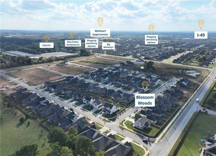 Property Photo:  3103 S 14th Place  AR 72758 