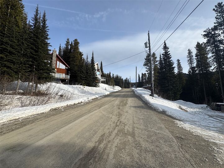 Photo de la propriété:  127 Wapiti Creek Road  BC V0H 1T8 