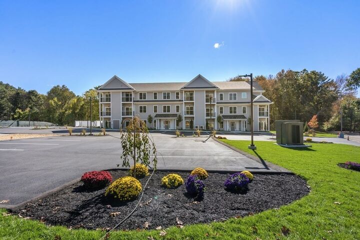 Property Photo: 242 Main 103 MA 02054