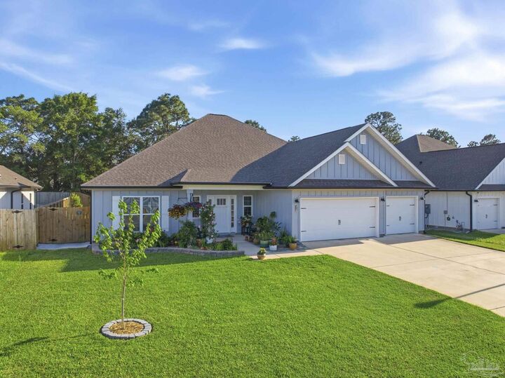 Property Photo:  2078 Refuge Cir  FL 32563 