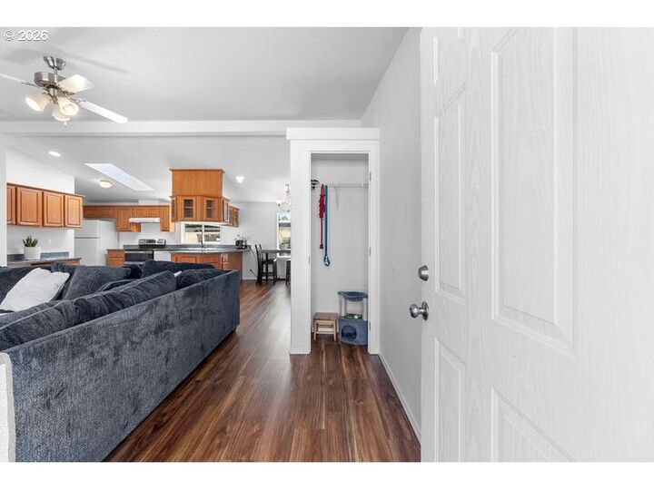 Property Photo:  1503 N Hayden Island Dr 43  OR 97217 