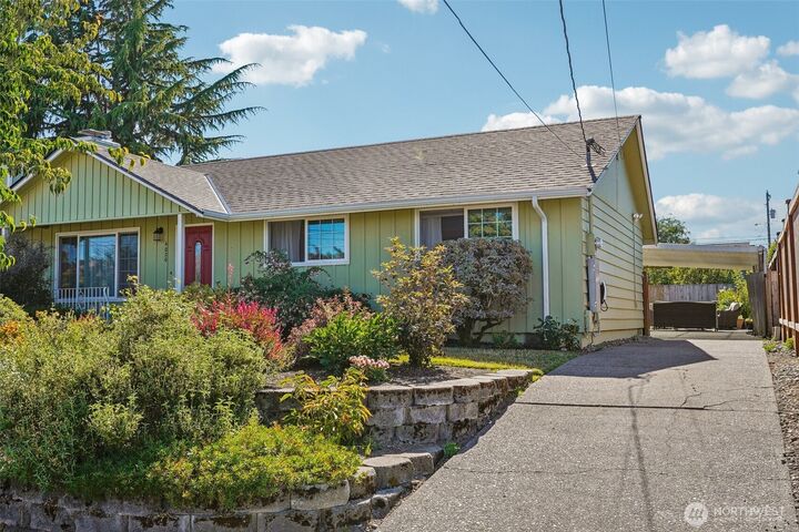 Property Photo:  4020 N Vassault Street  WA 98407 