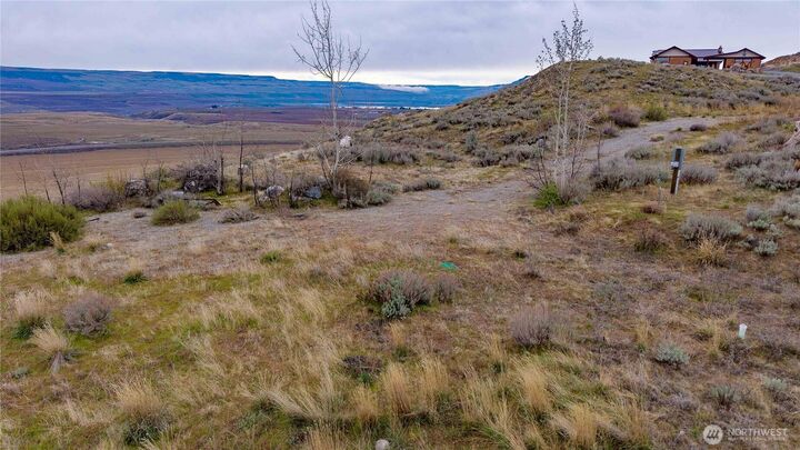 Property Photo:  215  Plata Road  WA 98812 