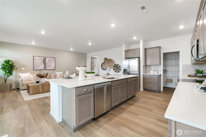 Property Photo:  92  Moonshadow Lane  WA 98324 