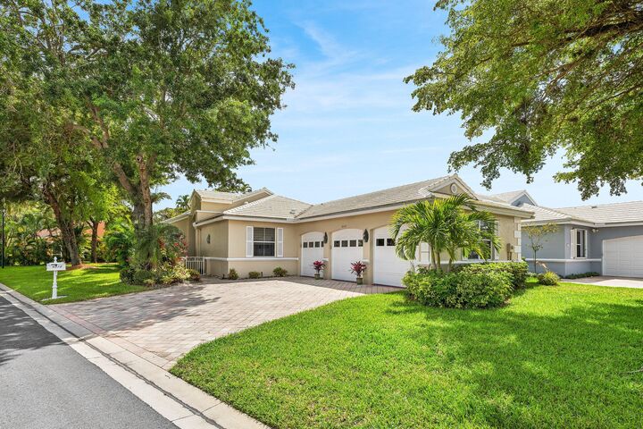Property Photo:  4510 Kensington Park Way  FL 33449 