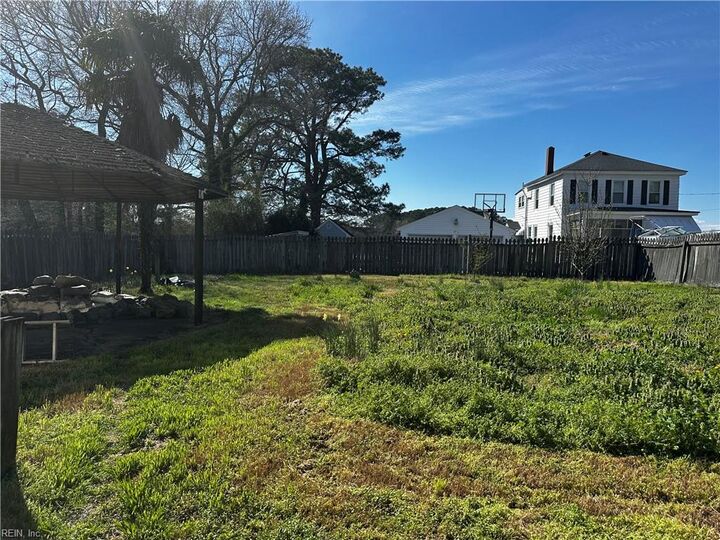 Property Photo: 4721 Bart St VA 23707