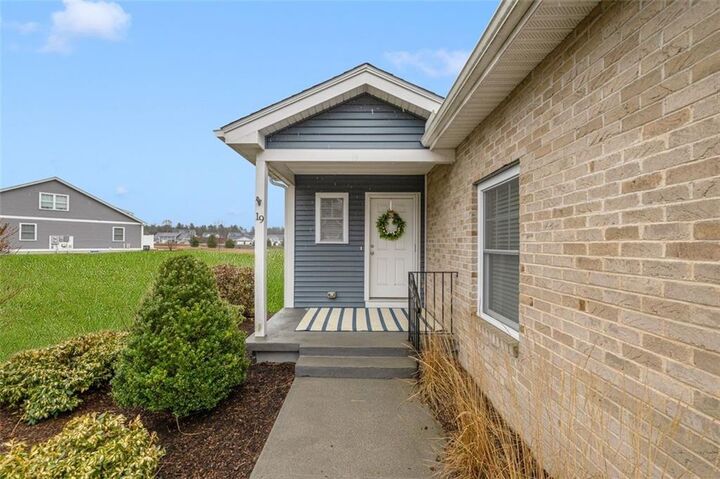 Property Photo:  19 Bella Vista Circle  RI 02814 