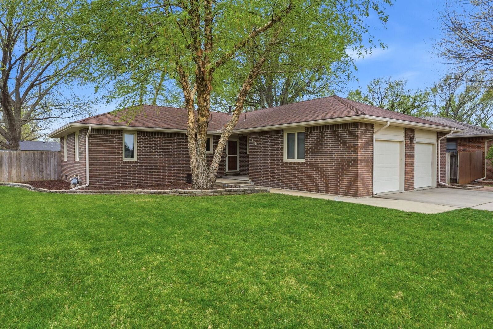 Property Photo: 1615 N Holland Ln KS 67212-1572