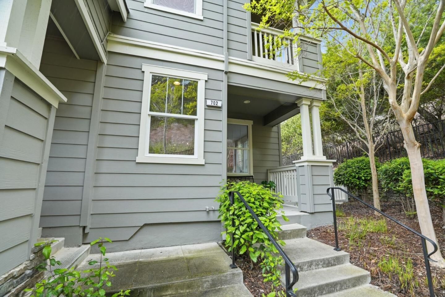 Property Photo:  700 Live Oak Way 702  CA 94002 