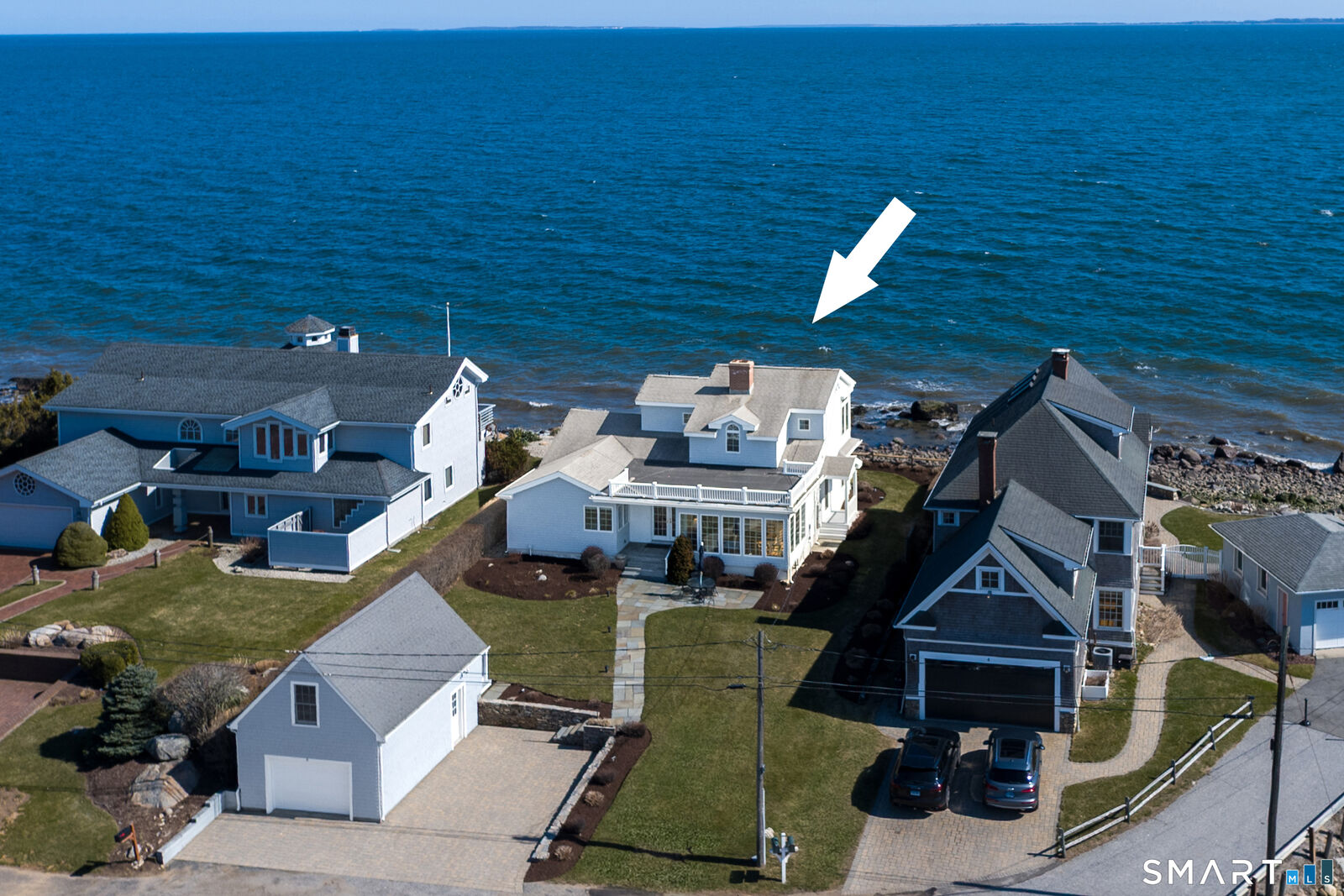 Property Photo:  6 Point Road  CT 06475 