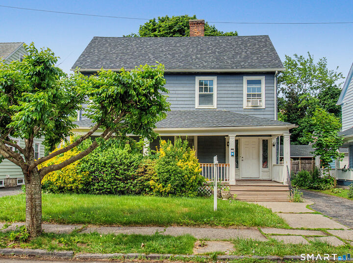 Property Photo:  111 Elmwood Place  CT 06605 