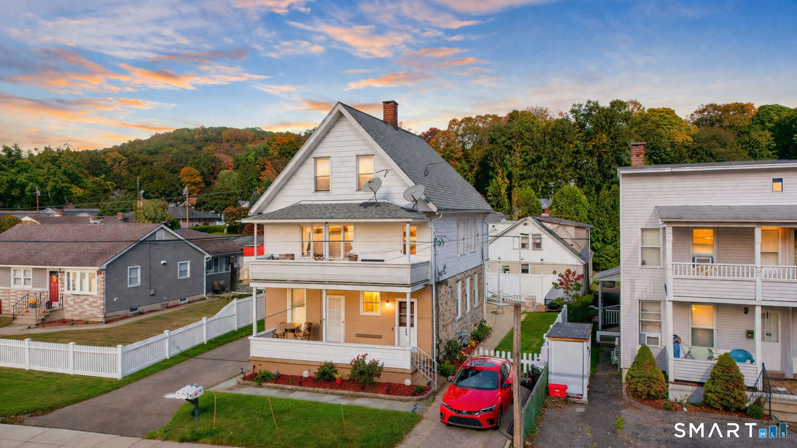 Property Photo: 301 Roosevelt Drive 1 CT 06418