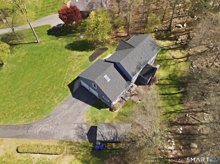 Property Photo:  104 Old Farms Road  CT 06073 