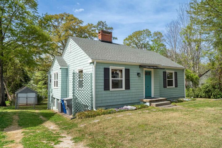 Property Photo: 114 White Oak Street SC 29301