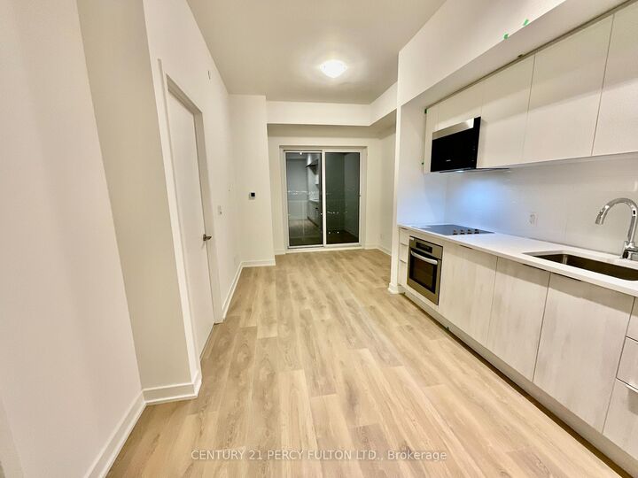 Property Photo:  2031 Kennedy Road 2920  ON M1T 3G2 