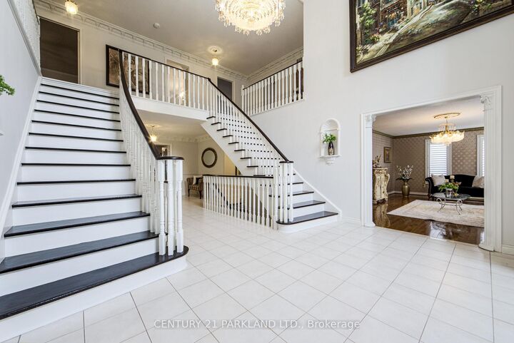 Property Photo:  1 Radley Street  ON L4L 8J7 