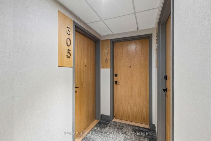Property Photo: 7 Erie Avenue 305 ON N3S 0K5