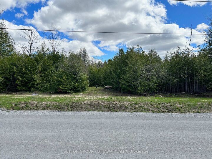 Property Photo:  6256 Nick Adams Road  ON K4P 1H2 