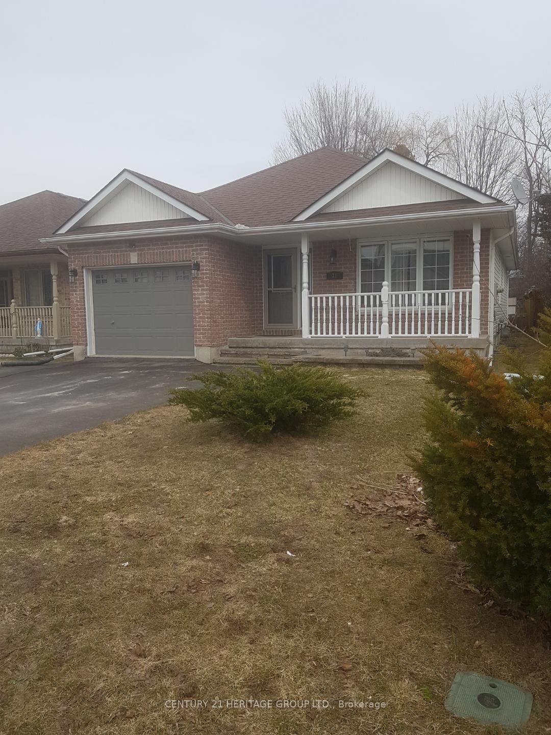 Property Photo:  71 Finch Drive  ON K8P 5L4 