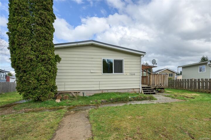 Property Photo:  7330 Cracroft Pl  BC V0N 2P0 